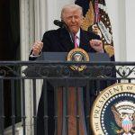 Trump signs executive order ensuring TSA workers are paid during DHS shutdown